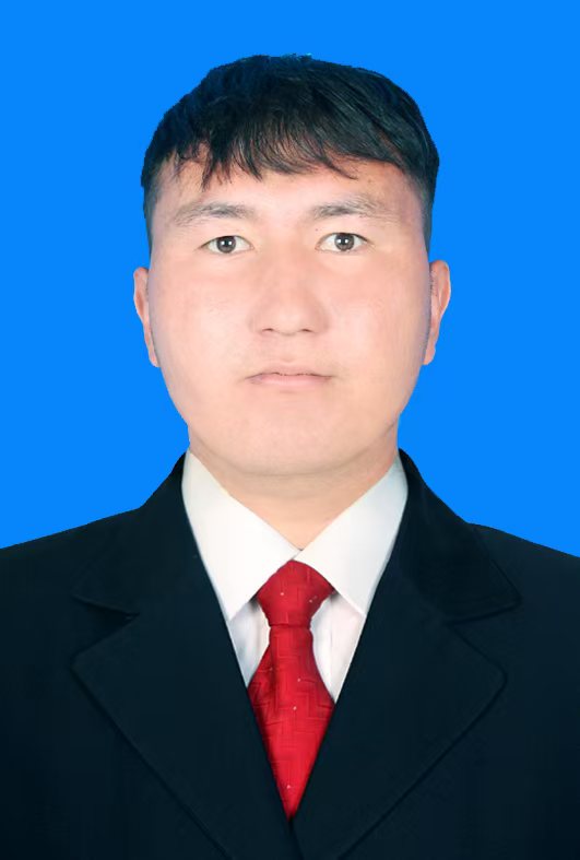 阿卜杜海外尔·阿卜杜喀迪尔的照片