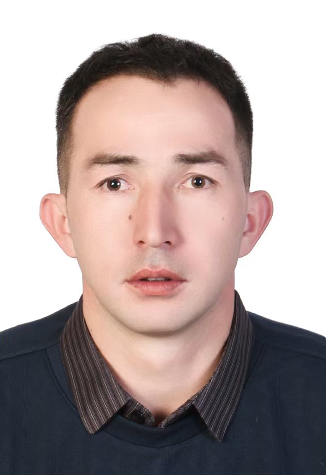 阿巴拜科日·热杰普的照片