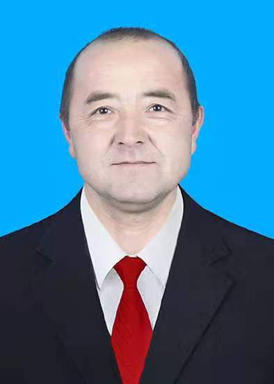 阿卜杜海外尔·阿卜杜凯尤木的照片